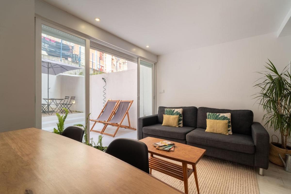Ideal Office Com Terraco Privado Appartement Lissabon